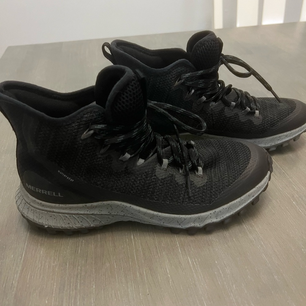 Women’s Merrell Bravada Waterproof Hiking Boots 7.5
